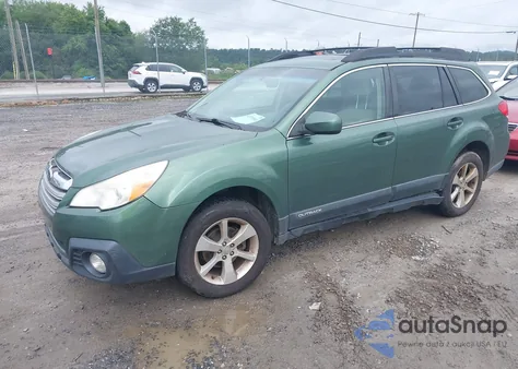 2013 Subaru Outback 2.5I Premium z USA, uszkodzony, nr VIN 4S4BRCGC8D3299978